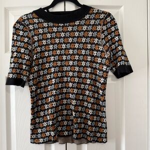 Gimmicks by BKE 70’s Retro Print Boho Knit Top Size Medium